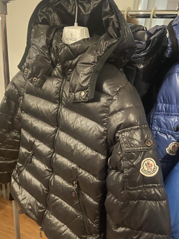 Girls black moncler jacket - Image 2